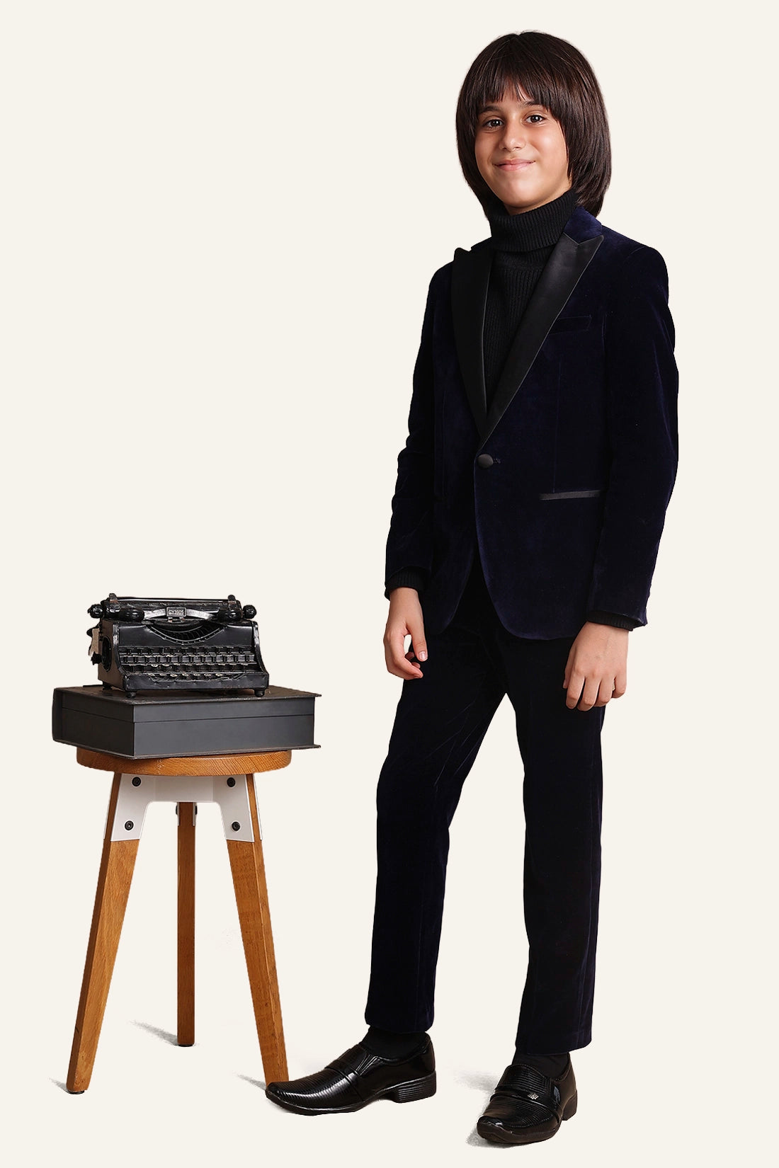 Boys Navy Blue Velvet 2 Piece Suit Set