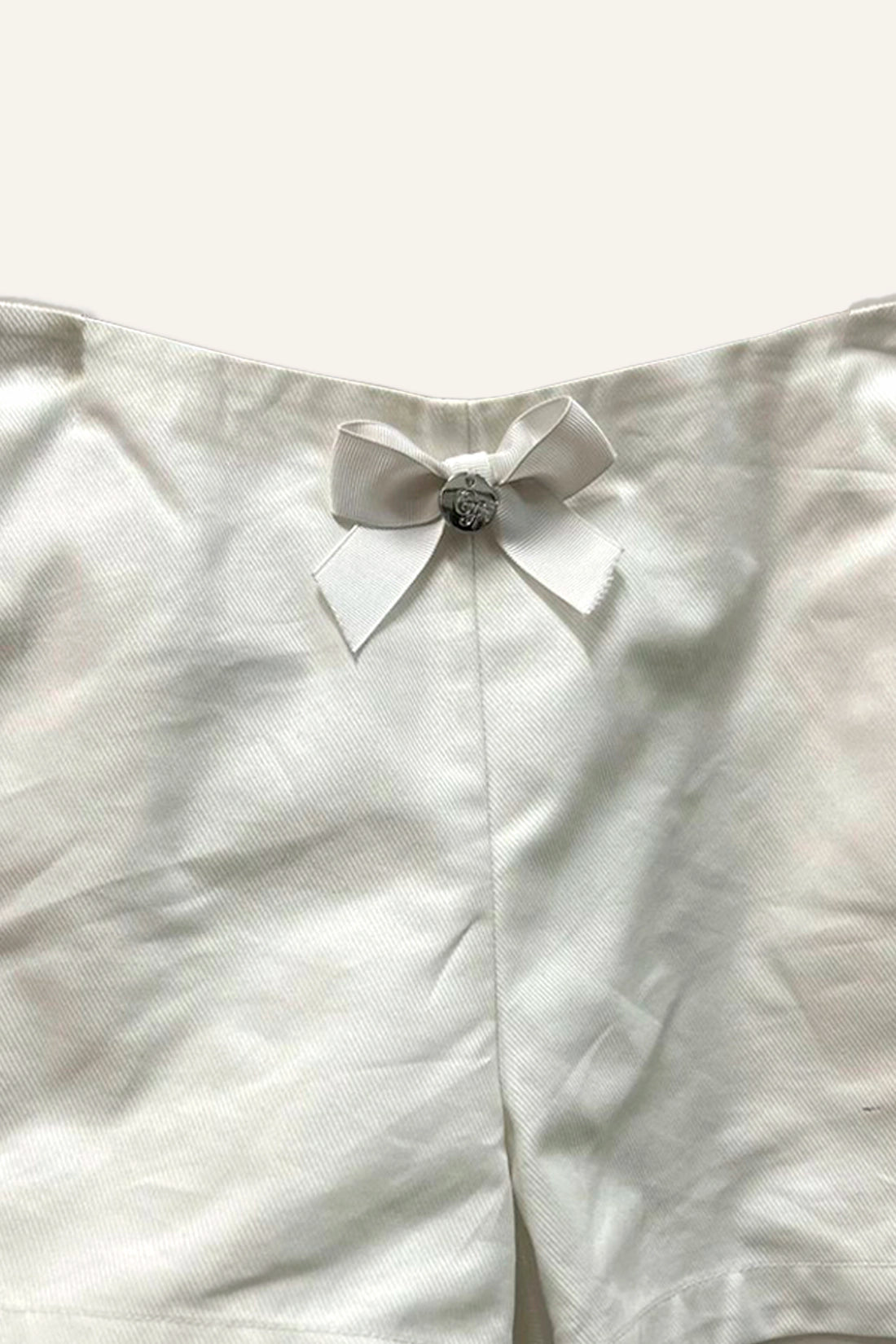 Girls Off White Solid Shorts
