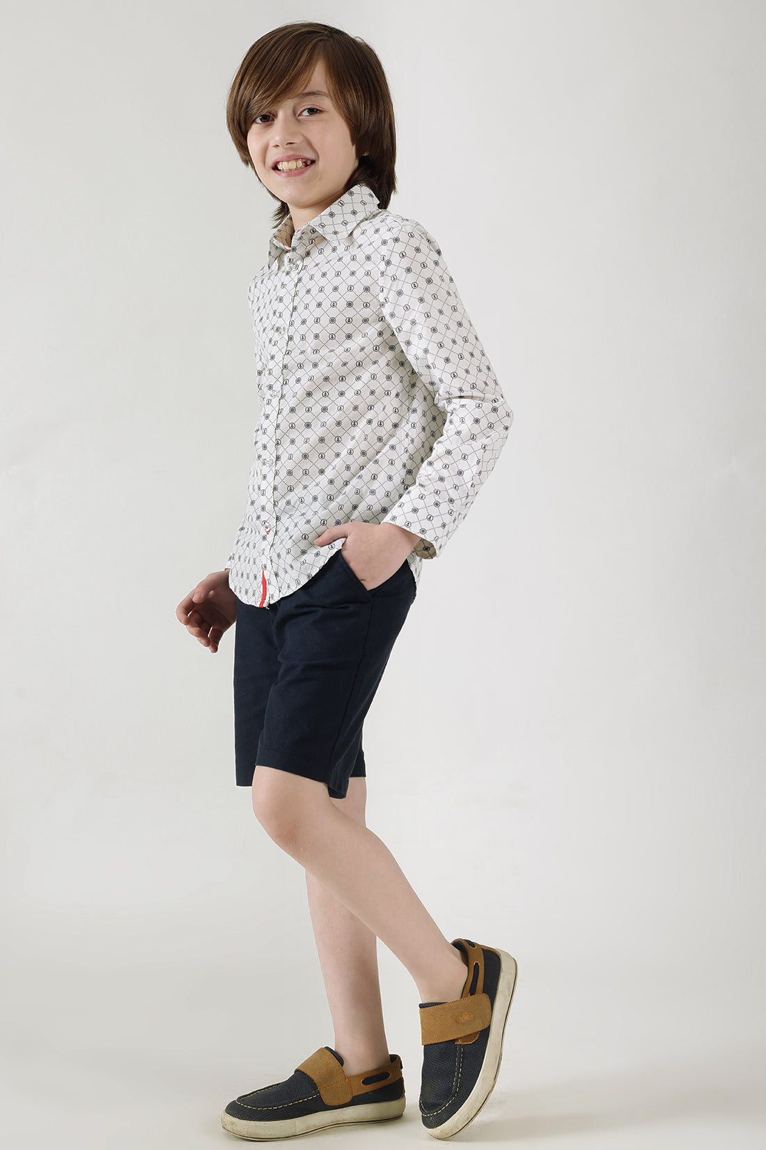 Boys Off White Regular Fit Full Sleeve Printed Shirt by One Friday