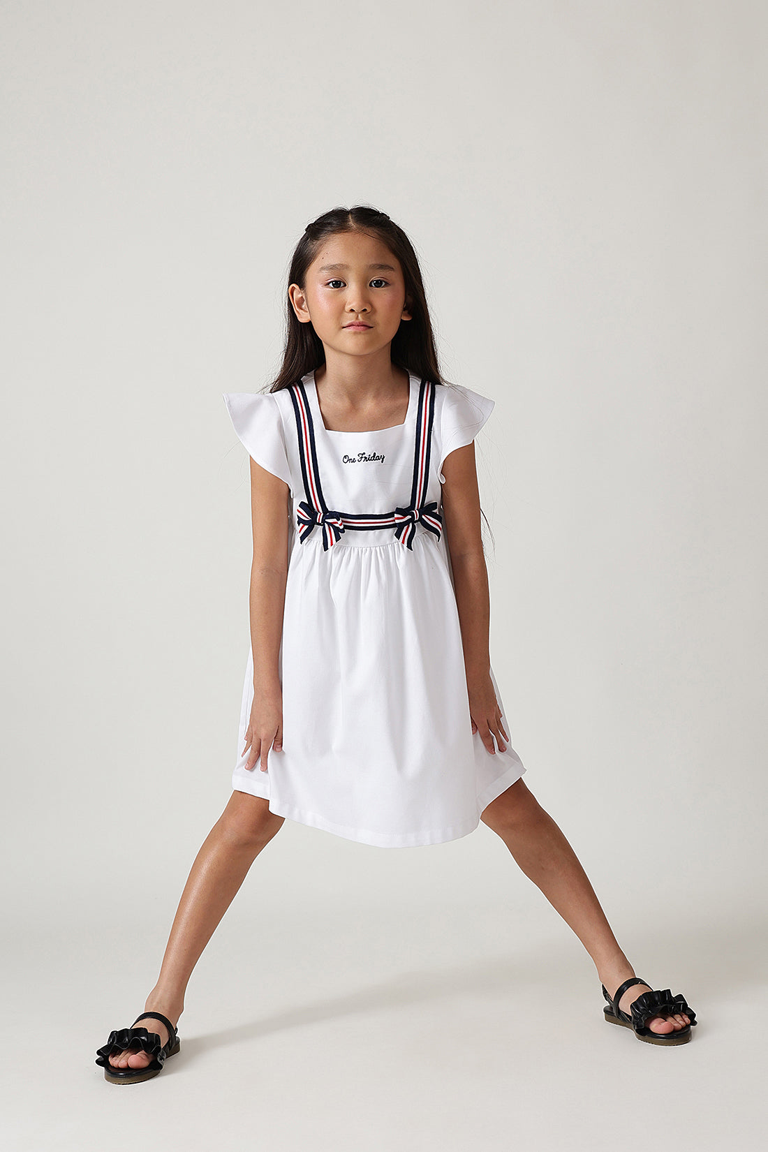 Girls White Fitted & Flared Sleeveless Solid Dress