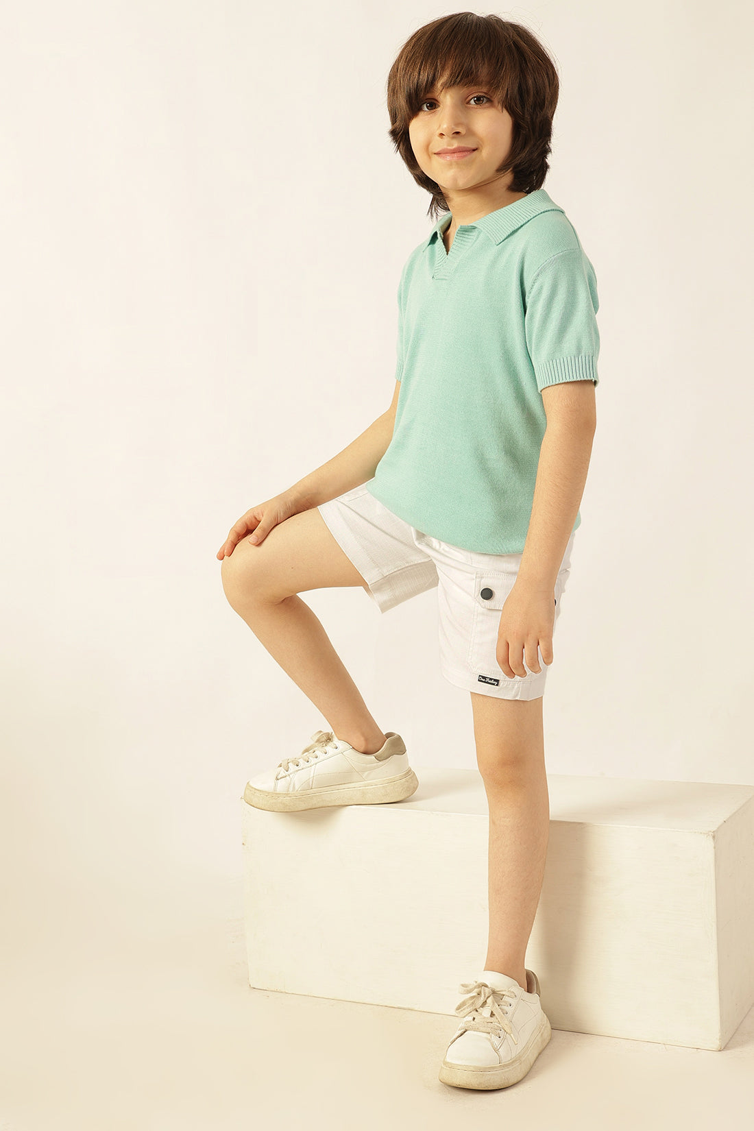 Boys White Solid Woven Cotton Shorts