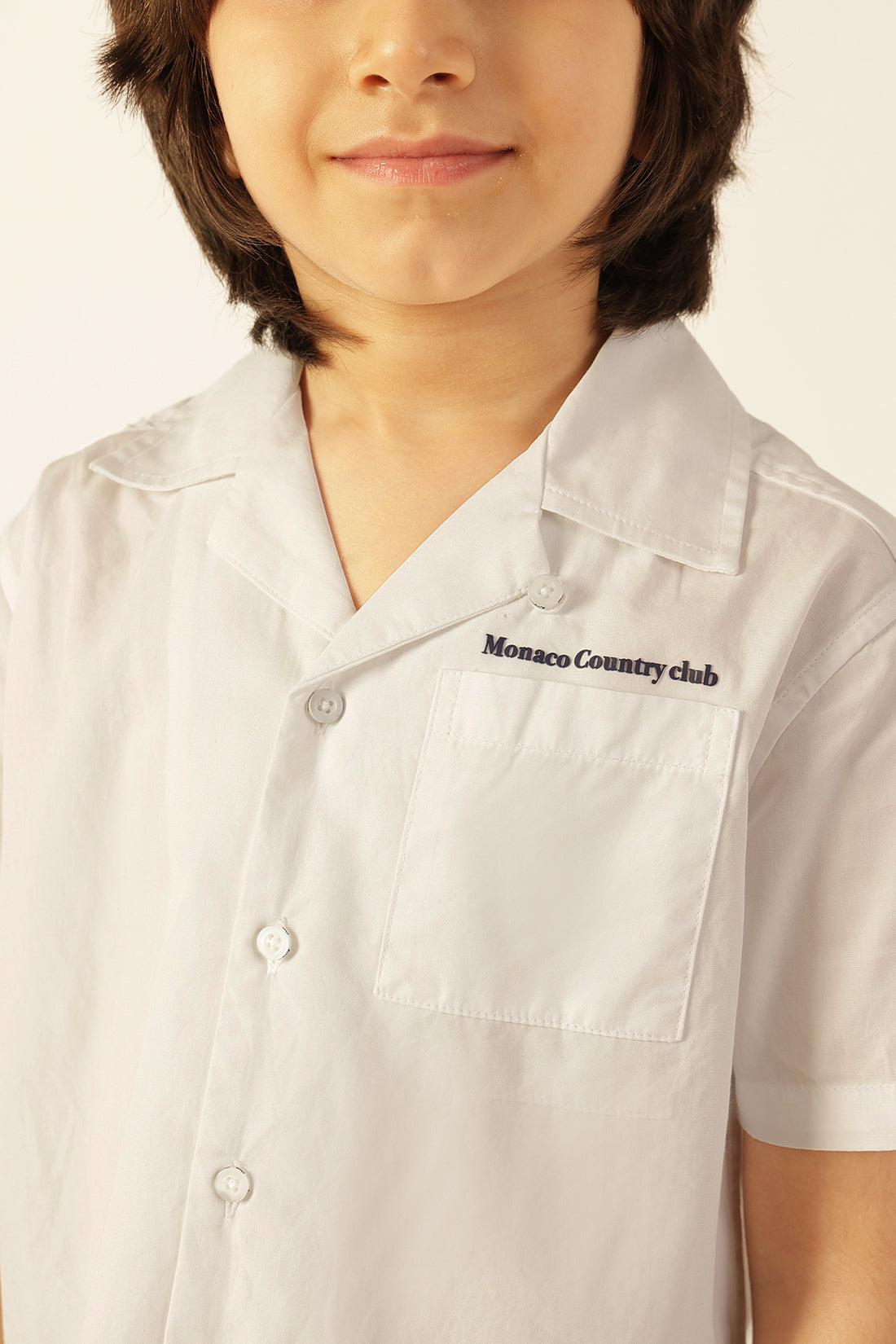 लड़कों के लिए सफ़ेद प्रिंटेड कॉटन शर्ट