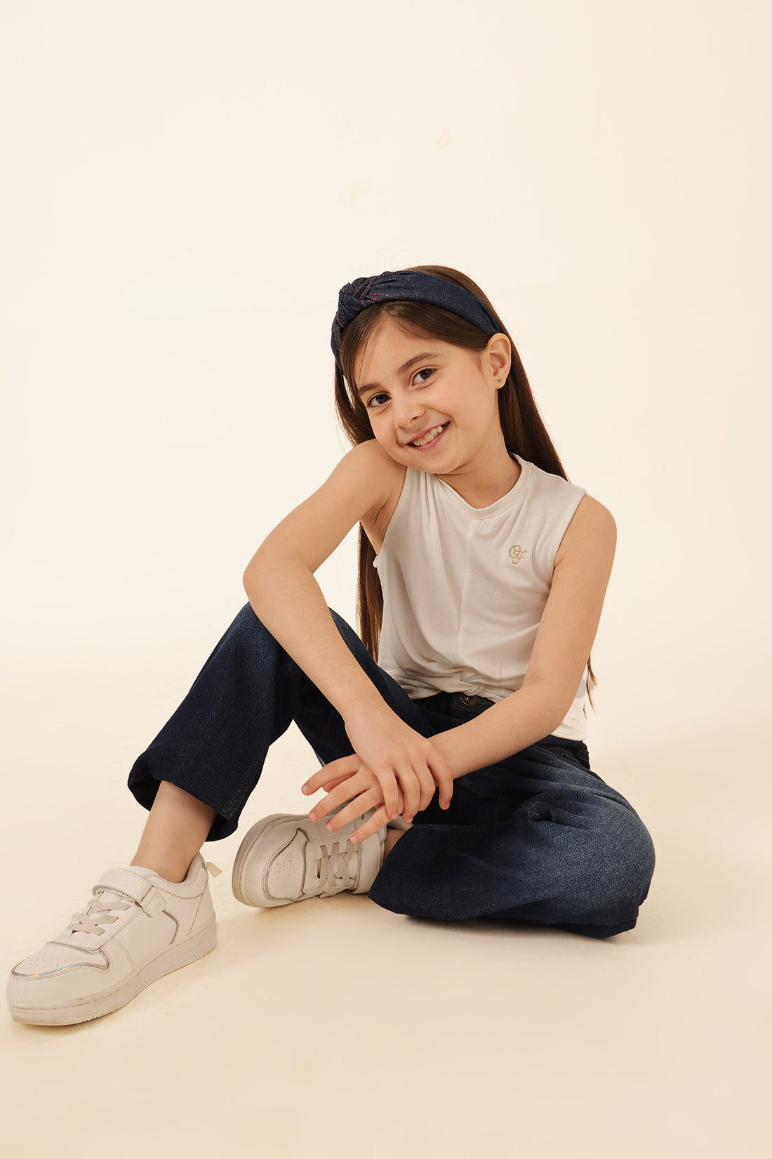 Girls Ivory Solid Print Cotton T-Shirt