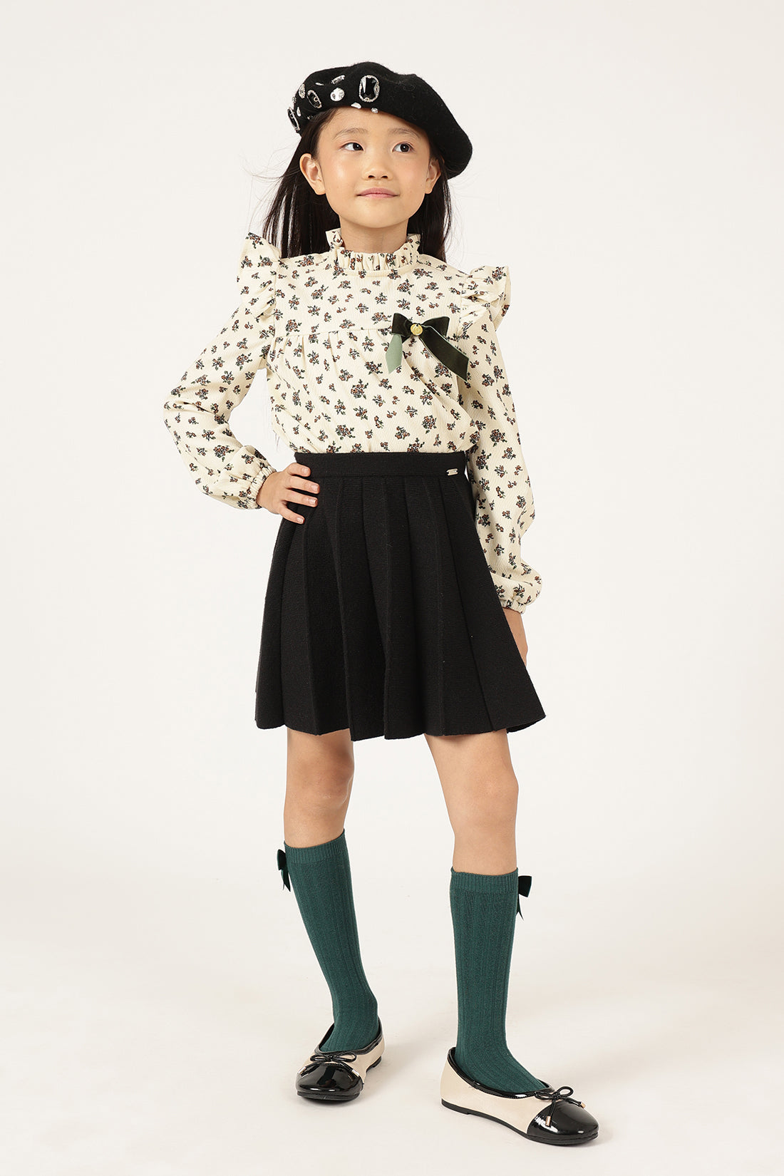 Girls Black Solid Knit Skirt – Cozy Winter Wear