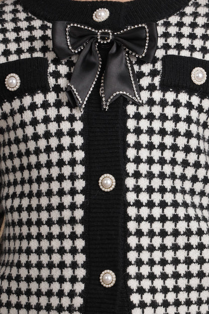 Girls Black Checks Sweater