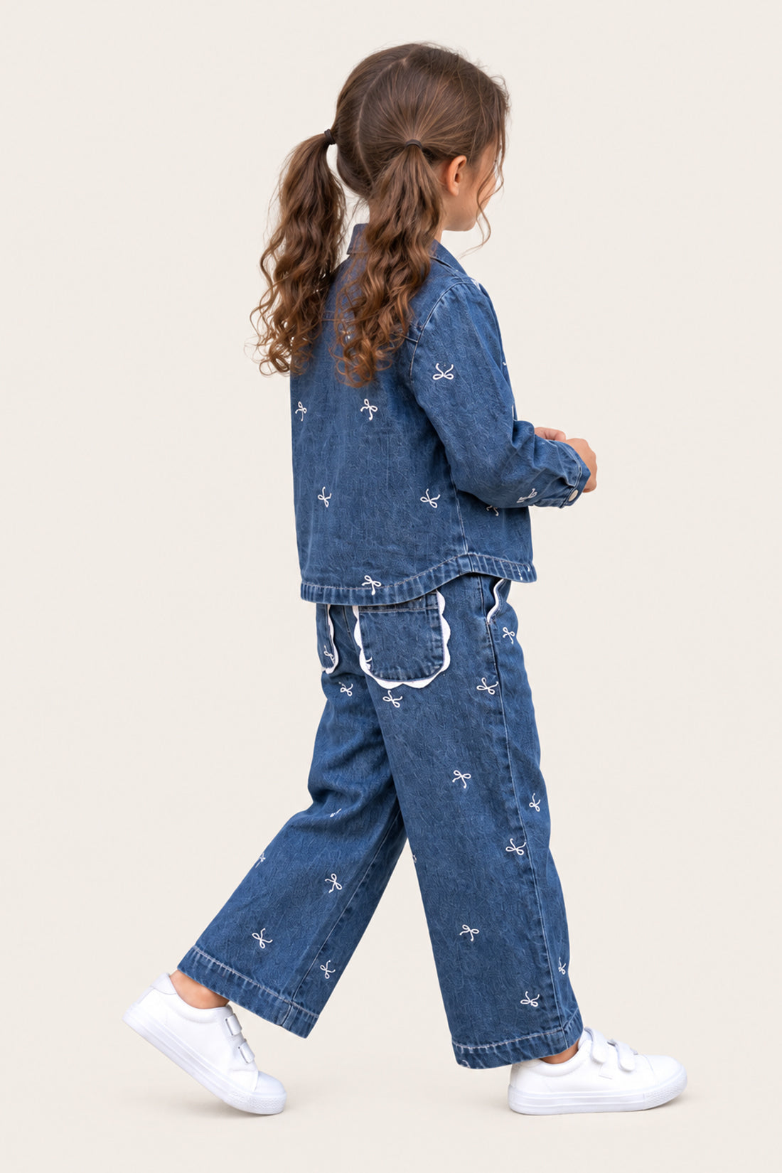 Girls Blue Embroidered Denim Straight Fit Jeans