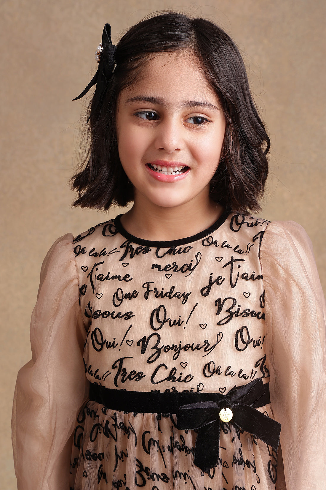 Girls Beige Text Print Dress