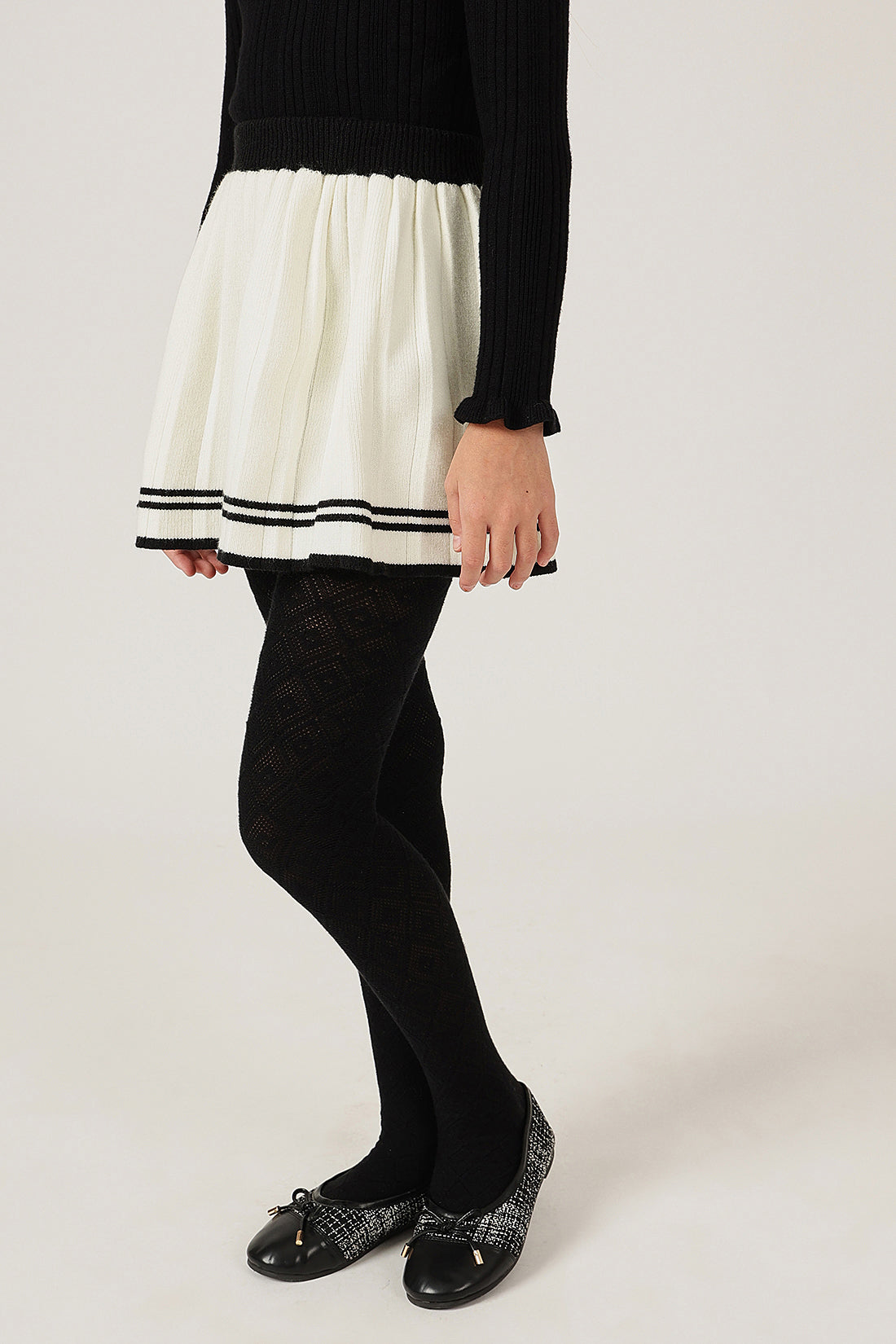 Girls Off White Solid Knit Acrylic Blend Skirt
