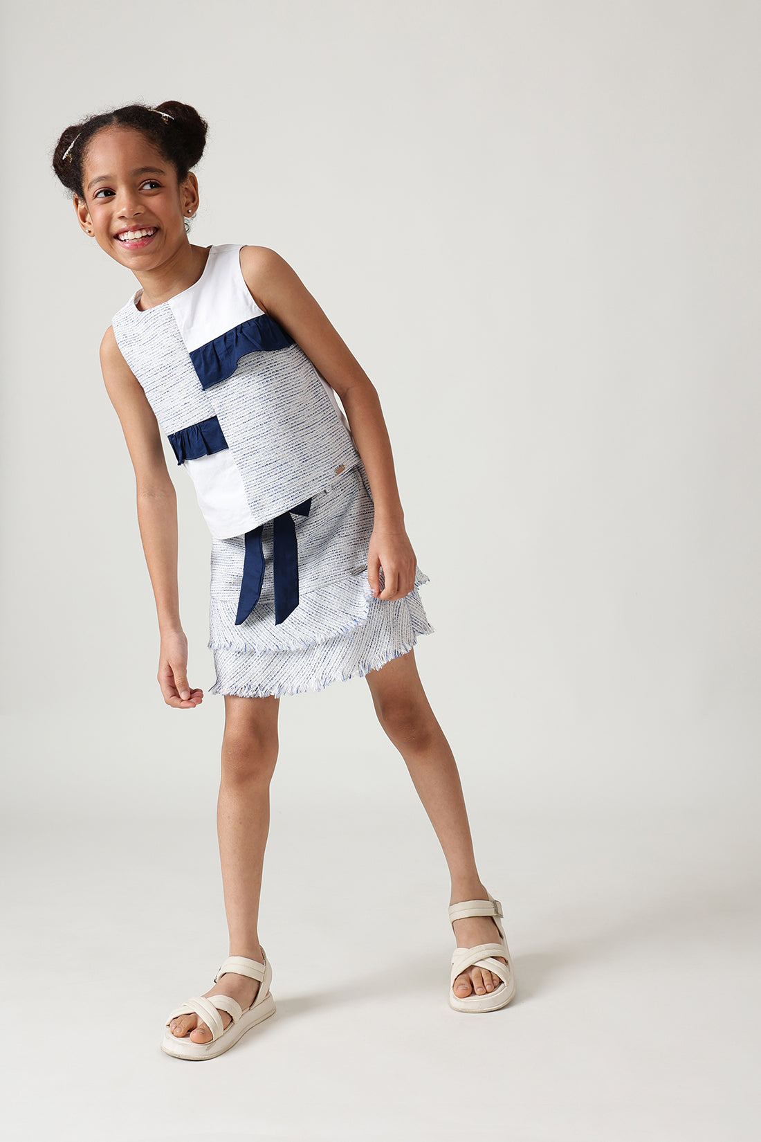 Girls Blue Regular Fit Sleeveless Color Blocking Top By One Friday