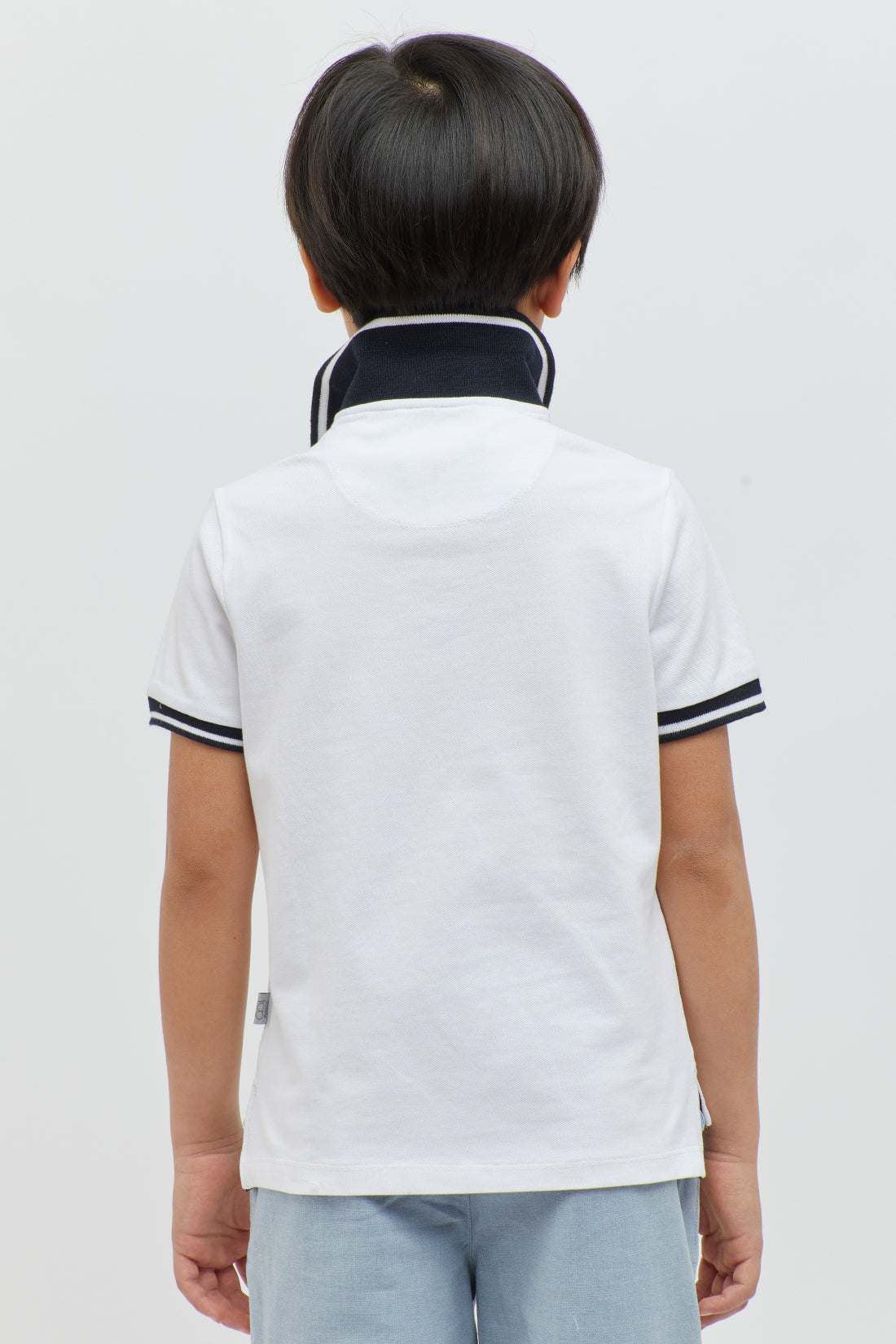 One Friday White T-Shirt With Black Collar