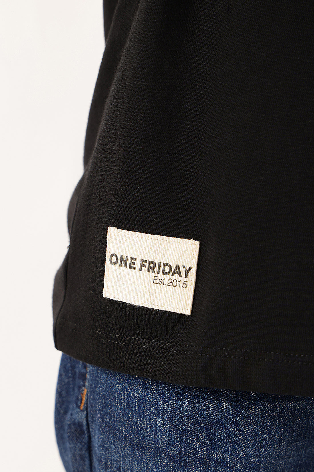 Boys Black Solid Round Neck Cotton T-Shirt