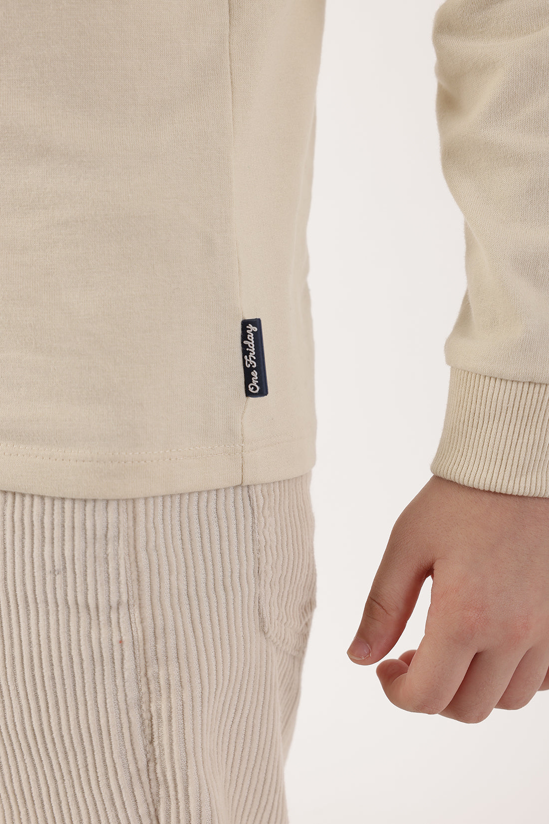 Boys Off White Round Neck Cotton T-Shirt