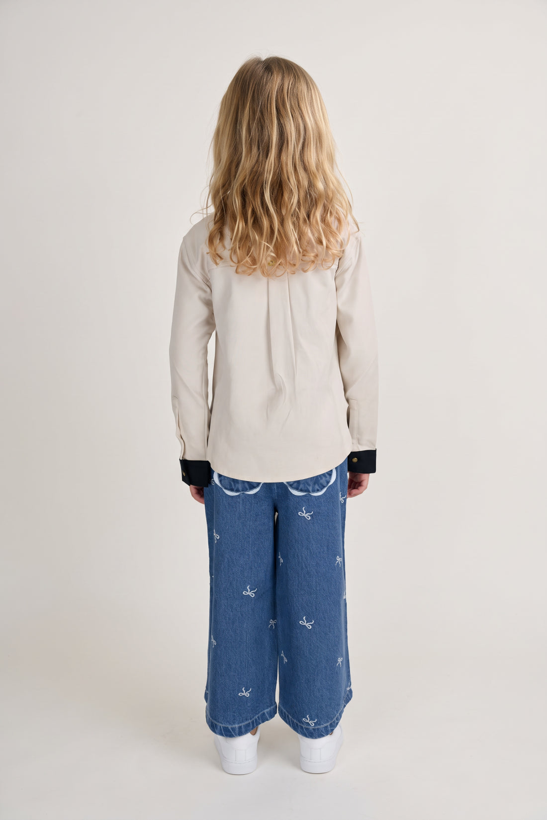Girls Off White Embellished Shirt with Shirt Collar