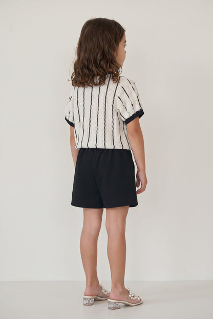 Girls Black Banana Crepe Regular Fit Shorts